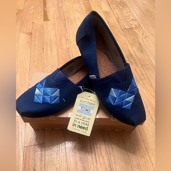 Toms Classic Ink Canvas Embroidered BRAND NEW with TAGS - Picture 1 of 8